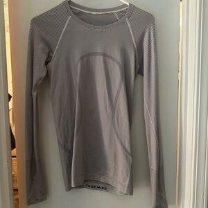 Lululemon swiftly tech